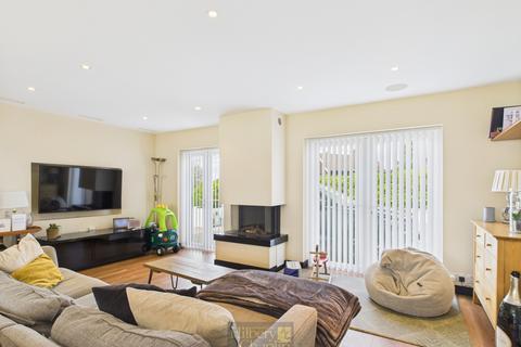 undefined, Abbots Close Shenfield, Shenfield, Brentwood, Essex, CM15