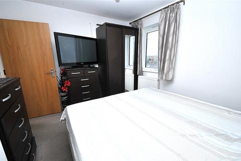 2 bedroom flat for sale, Two Mile Hill Road, Somerset BS15