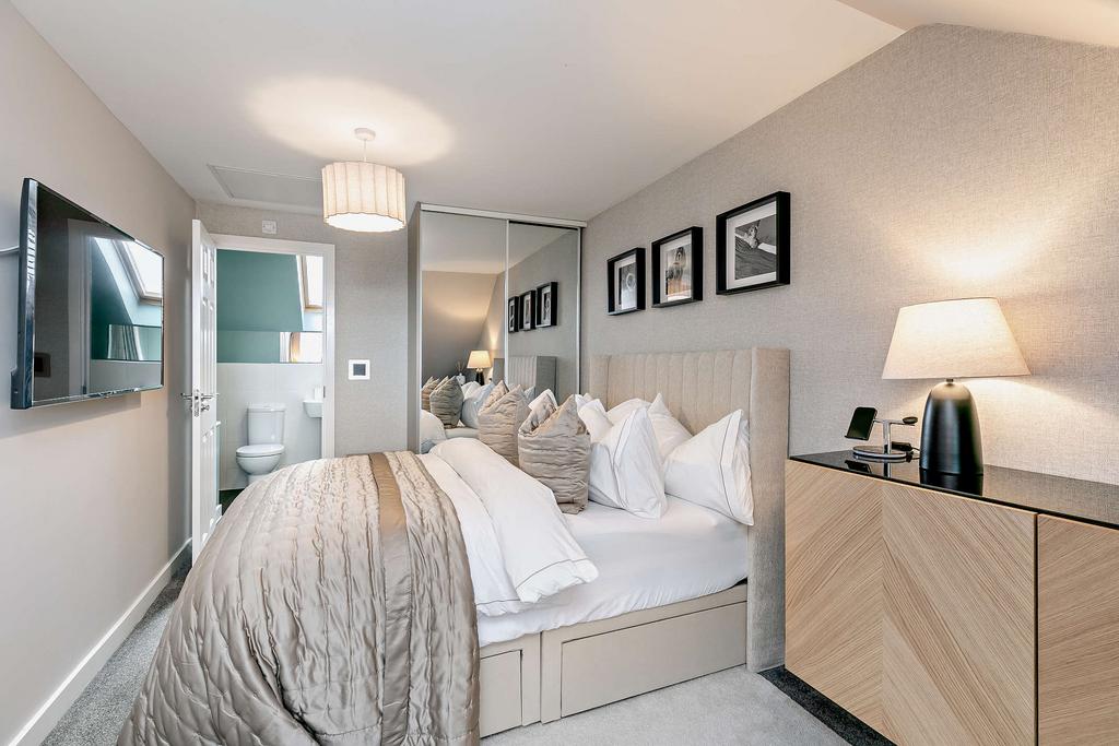 Main Bedroom