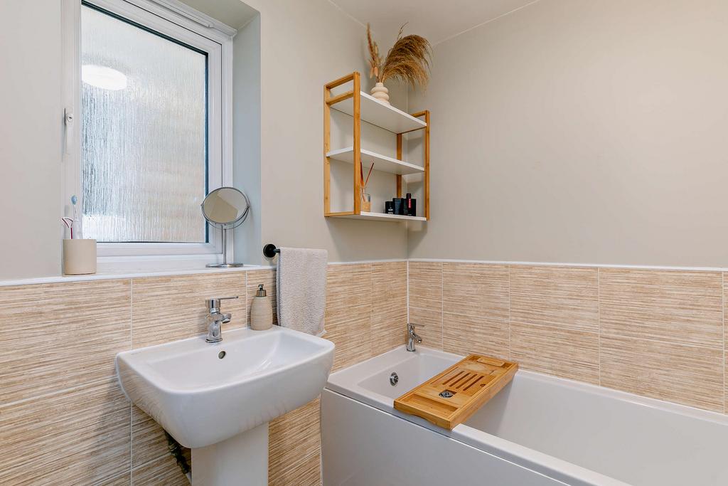 Main Bathroom