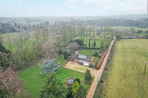 4 bedroom detached bungalow for sale, Detached Bungalow in Little Dunham