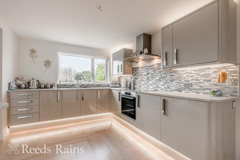 3 bedroom bungalow for sale, Townfield Avenue, Lancashire BB10