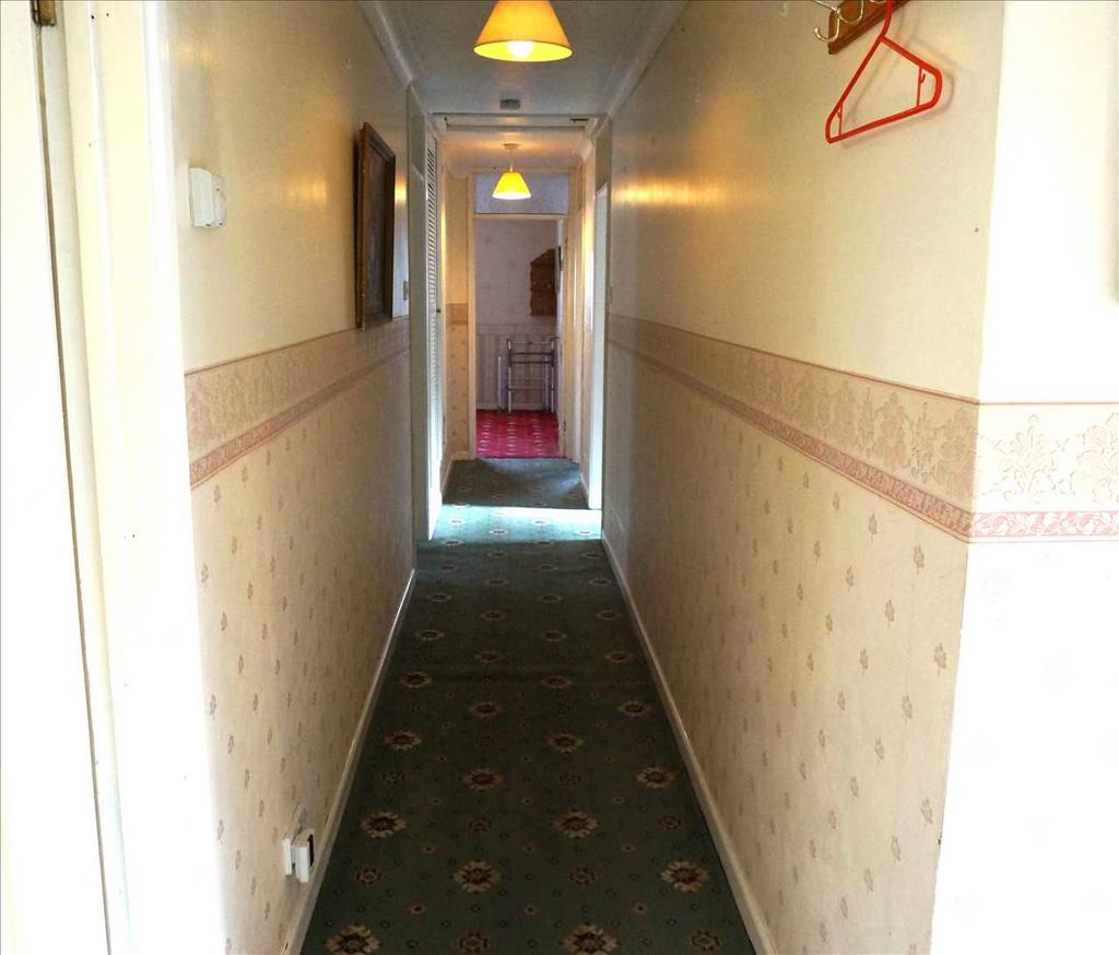 Inner hall :