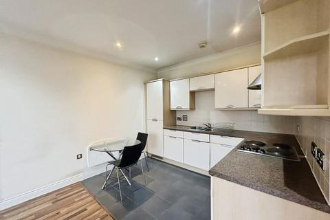 2 bedroom apartment to rent, Altrincham Road, Greater Manchester M22