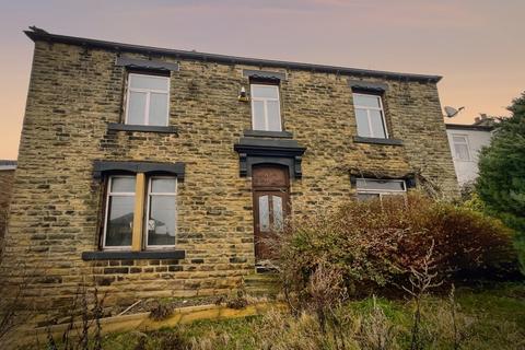 Leeds Road, Batley WF17