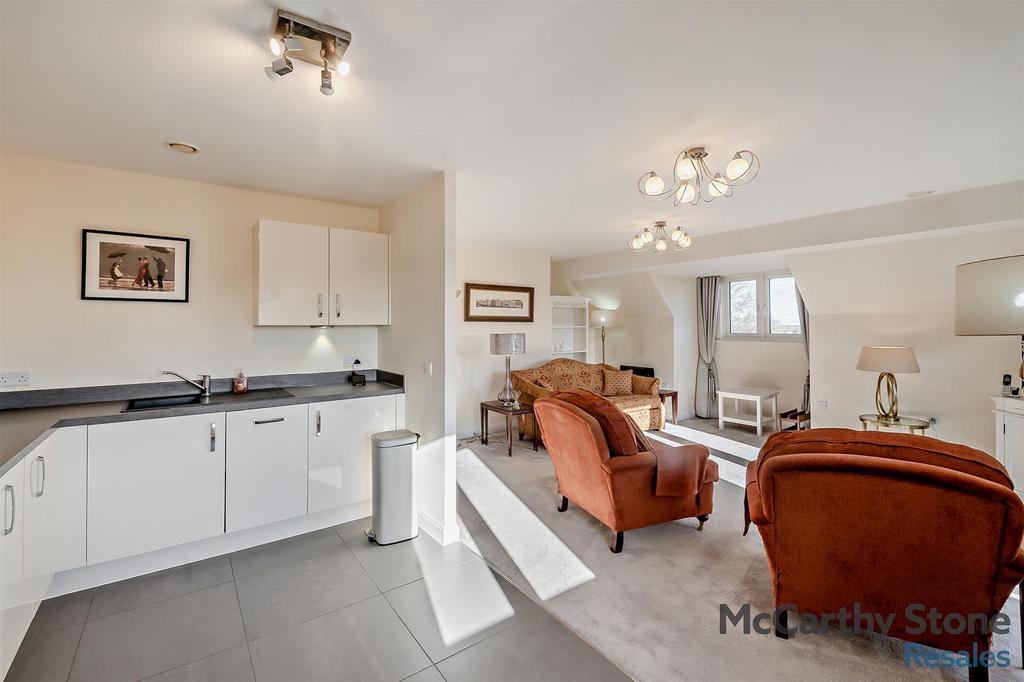 8677737-interior08-800.jpg