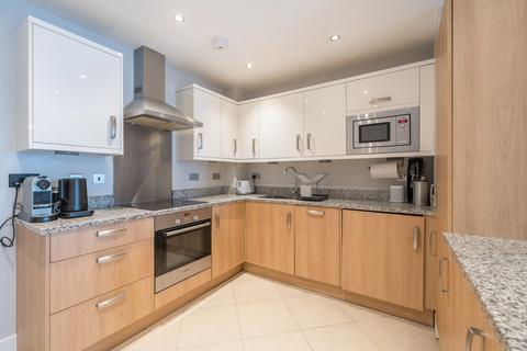 2 bedroom flat for sale, Chatfield Road, Battersea, London, SW11