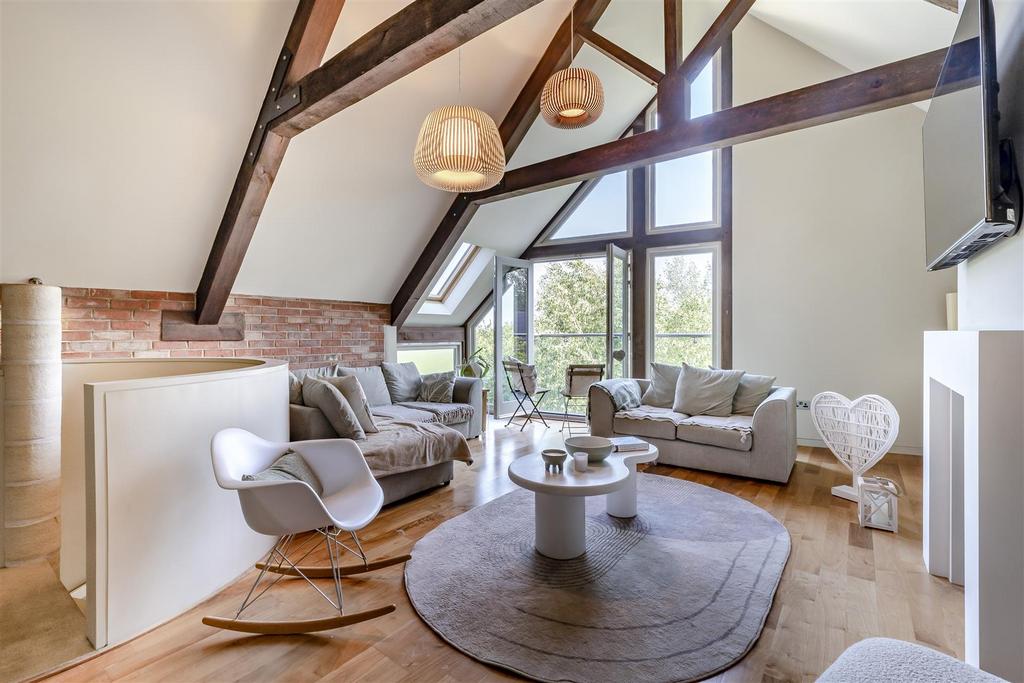 8652520-interior15.jpg