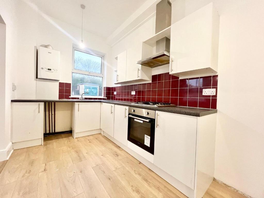 Flat 1 brook hill 2.jpg