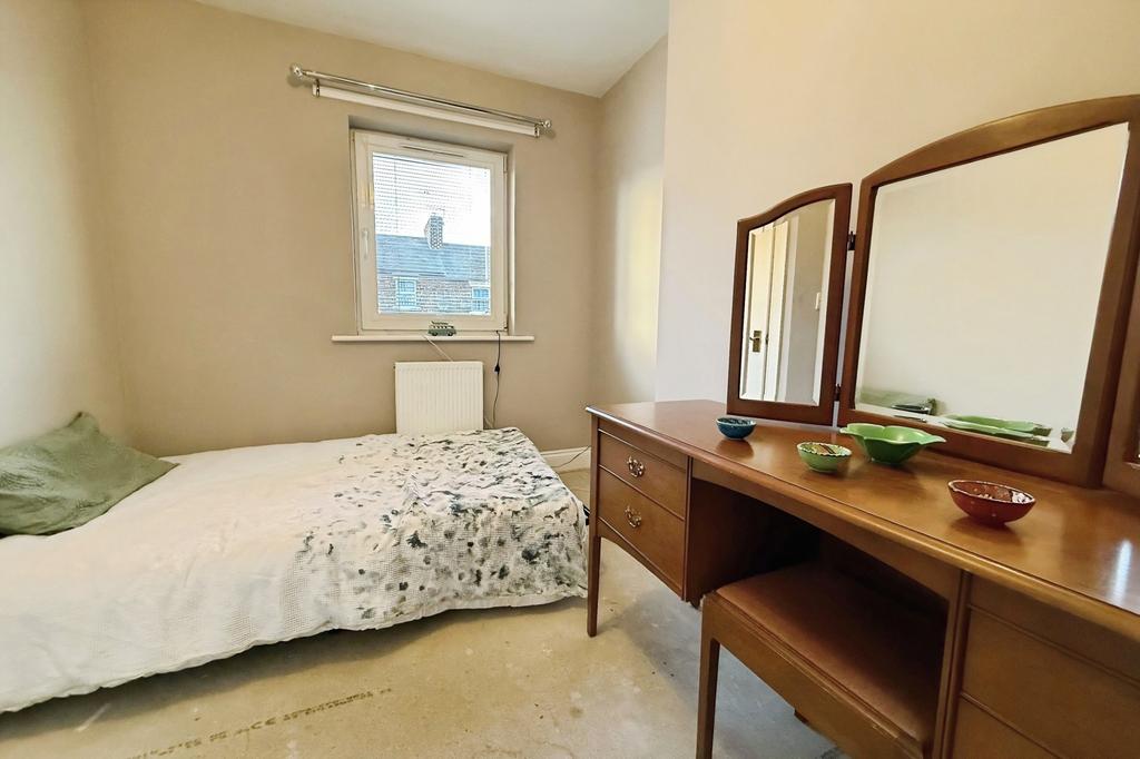 Bedroom 2 M