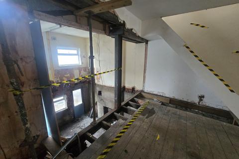 3 bedroom terraced house for sale, 31 Park Crescent, Bargoed, Mid Glamorgan, CF81 8PN