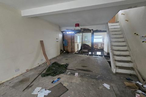 undefined, 31 Park Crescent, Bargoed, Mid Glamorgan, CF81 8PN
