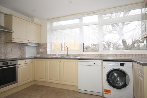undefined, Chobham Road, Woking GU21