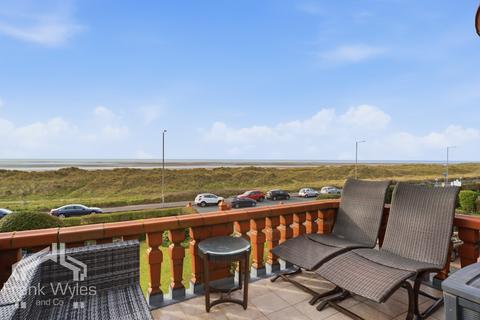 3 bedroom flat for sale, Flat 4, Joflor Mount, 54 North Promenade, Lytham St. Annes, Lancashire