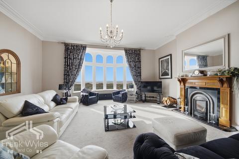 3 bedroom flat for sale, Flat 4, Joflor Mount, 54 North Promenade, Lytham St. Annes, Lancashire