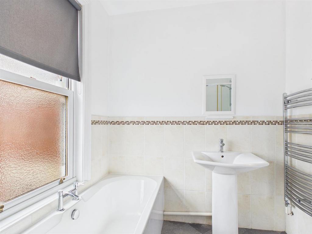 Bath 2.jpg
