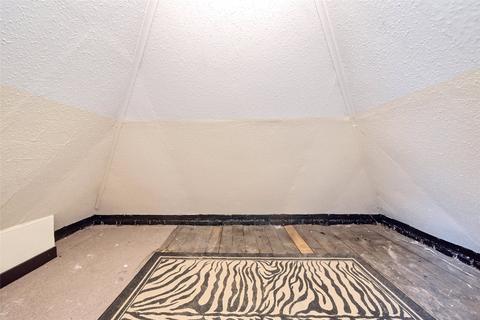 2 bedroom apartment to rent, Manor Road, Wallington SM6