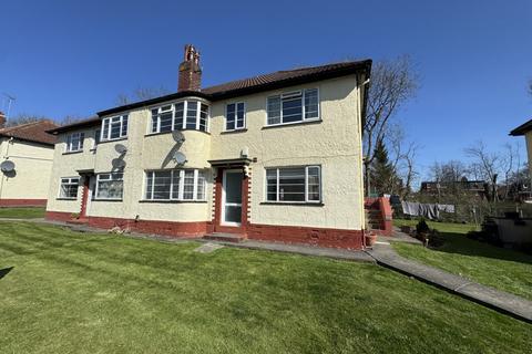 undefined, Sandringham Crescent, Leeds, West Yorkshire, LS17