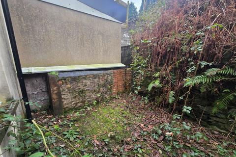 undefined, 18 Hendre Gwilym, Tonypandy, Mid Glamorgan, CF40 1EZ