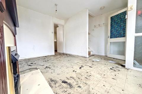 undefined, 18 Hendre Gwilym, Tonypandy, Mid Glamorgan, CF40 1EZ
