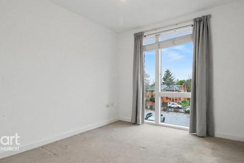 2 bedroom apartment to rent, 75 North Street, HORNCHURCH