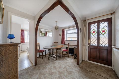 2 bedroom detached bungalow for sale, Finsbury Road, Nottingham NG9