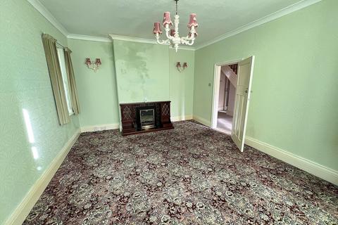 3 bedroom bungalow for sale, York Avenue, Thornton Cleveleys FY5