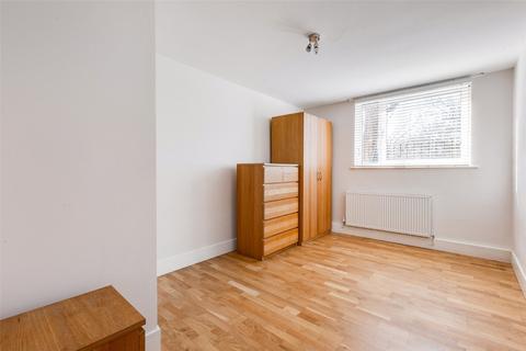 2 bedroom apartment for sale, Bolingbroke Grove, SW11
