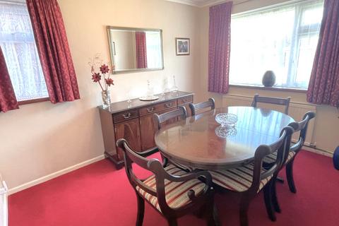 3 bedroom semi-detached house for sale, Fairview Drive, Hythe