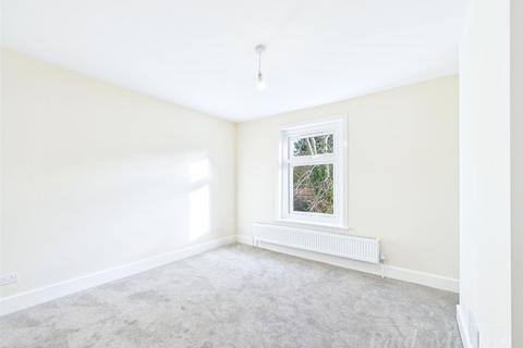 undefined, Chelsham Road, South Croydon