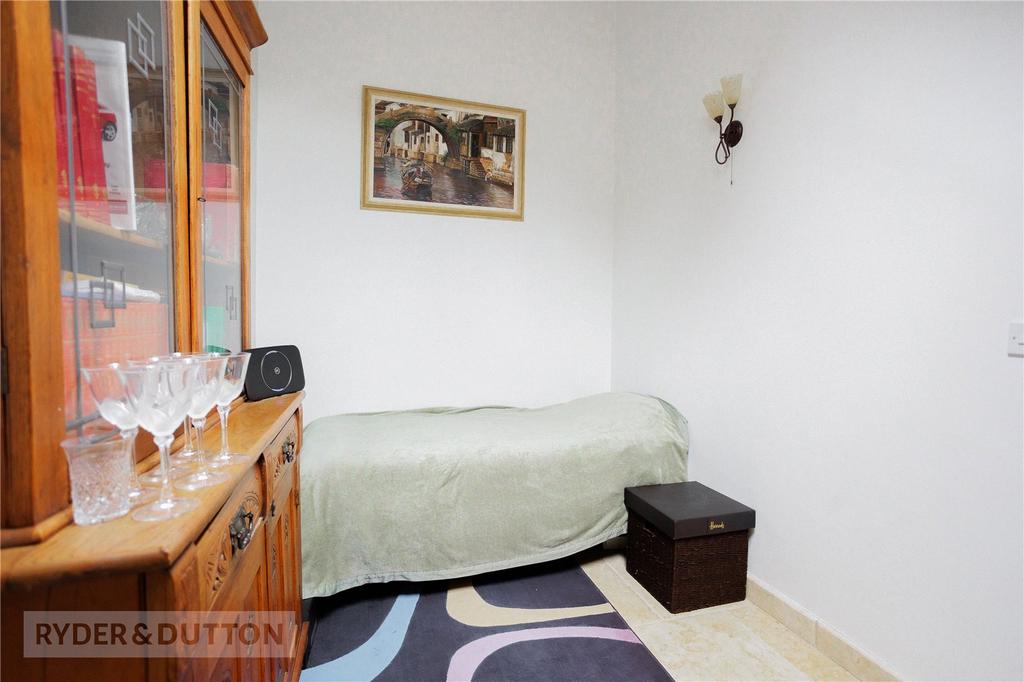 Office/Guest Bed