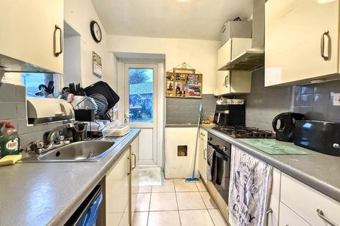 undefined, 3 Lavernock Road, Penarth, South Glamorgan, CF64 3PA