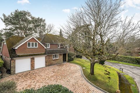 5 bedroom detached house for sale, Chestnut Close, Storrington, RH20