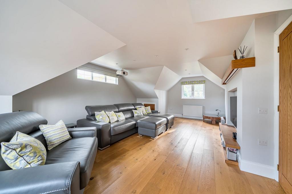 Cinema room / home office or additional bedroom 5