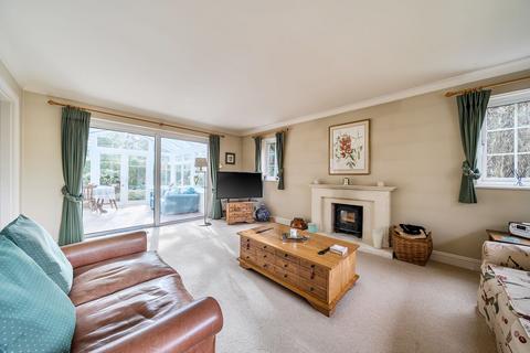 5 bedroom detached house for sale, Chestnut Close, Storrington, RH20