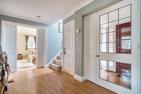 5 bedroom detached house for sale, Chestnut Close, Storrington, RH20