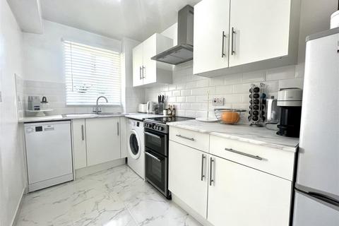 undefined, Hispano Mews, Enfield