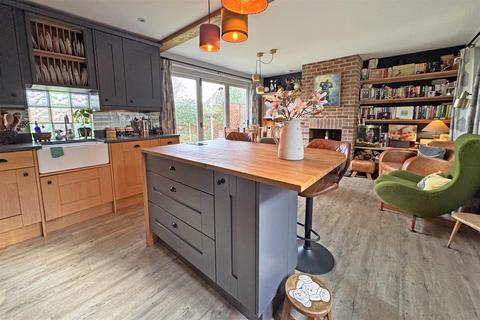 3 bedroom detached house for sale, Witley