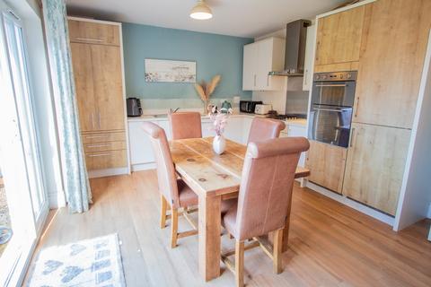 3 bedroom detached house for sale, Abbott Close, Ottery St Mary