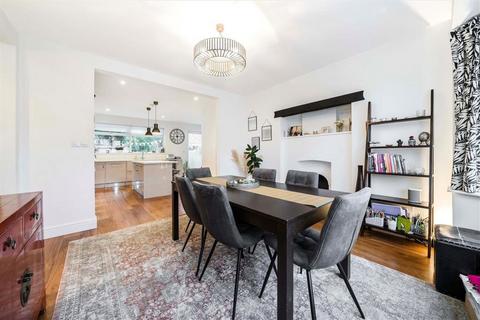 4 bedroom house for sale, Elmfield Avenue, Teddington TW11