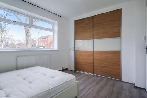 2 bedroom flat to rent, Foster Way, Birmingham B5