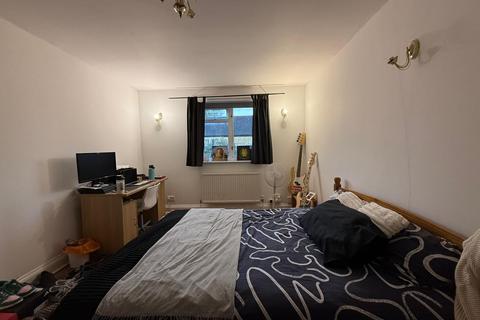 3 bedroom flat to rent, Lime Walk, Headington, Oxford