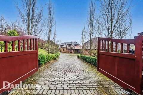 undefined, Cwrt Nant Llwynog, Treharris