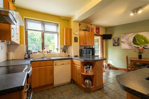 4 bedroom semi-detached house for sale, Shirley Road, Hall Green