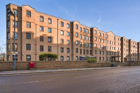 3 bedroom flat to rent, West Graham Street, Glasgow City, Glasgow, G4