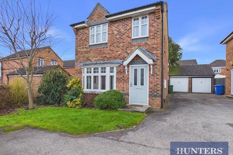 undefined, Longleat Avenue, Bridlington