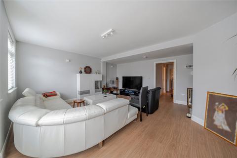 3 bedroom maisonette for sale, Warwick Road, Thames Ditton, KT7