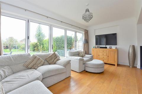 3 bedroom detached house for sale, Lyth Hill Road, Bayston Hill, Shrewsbury