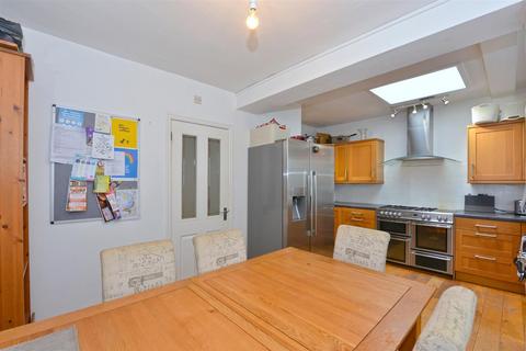 3 bedroom detached house for sale, Lyth Hill Road, Bayston Hill, Shrewsbury