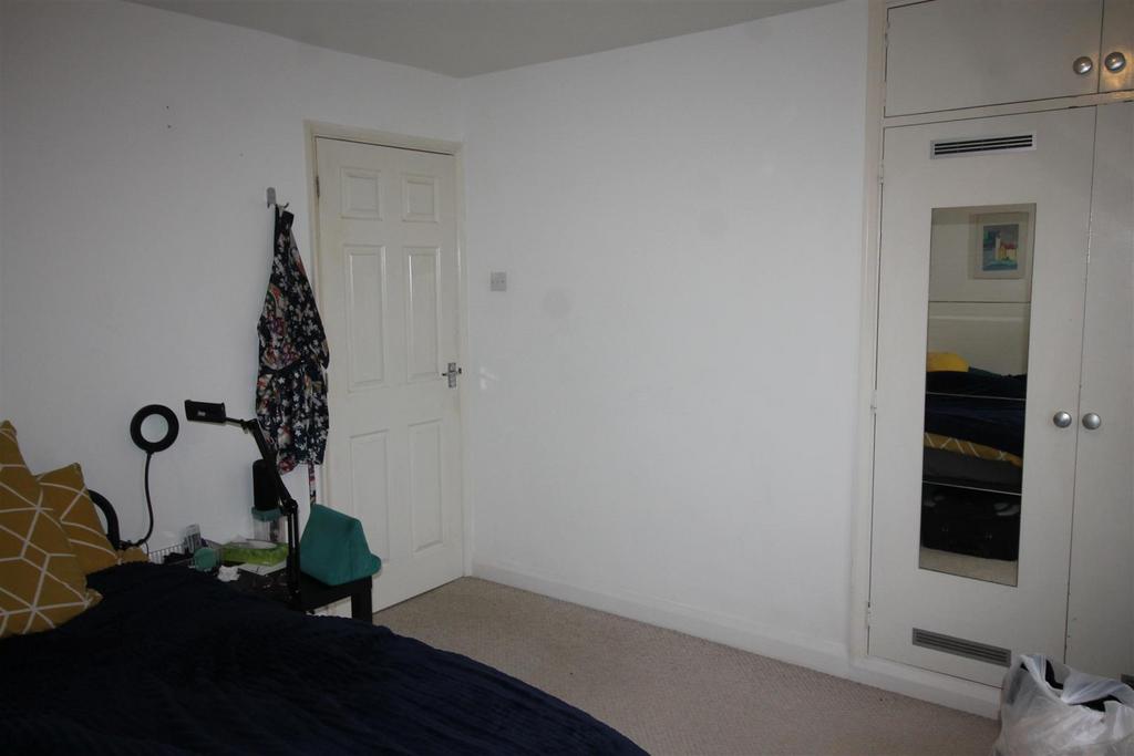 Acwsffo90ky MMPa C8awiig.jpg